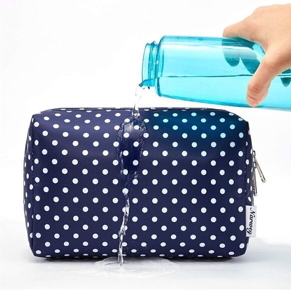 Large cosmetic bag  - Picture 3 of 5